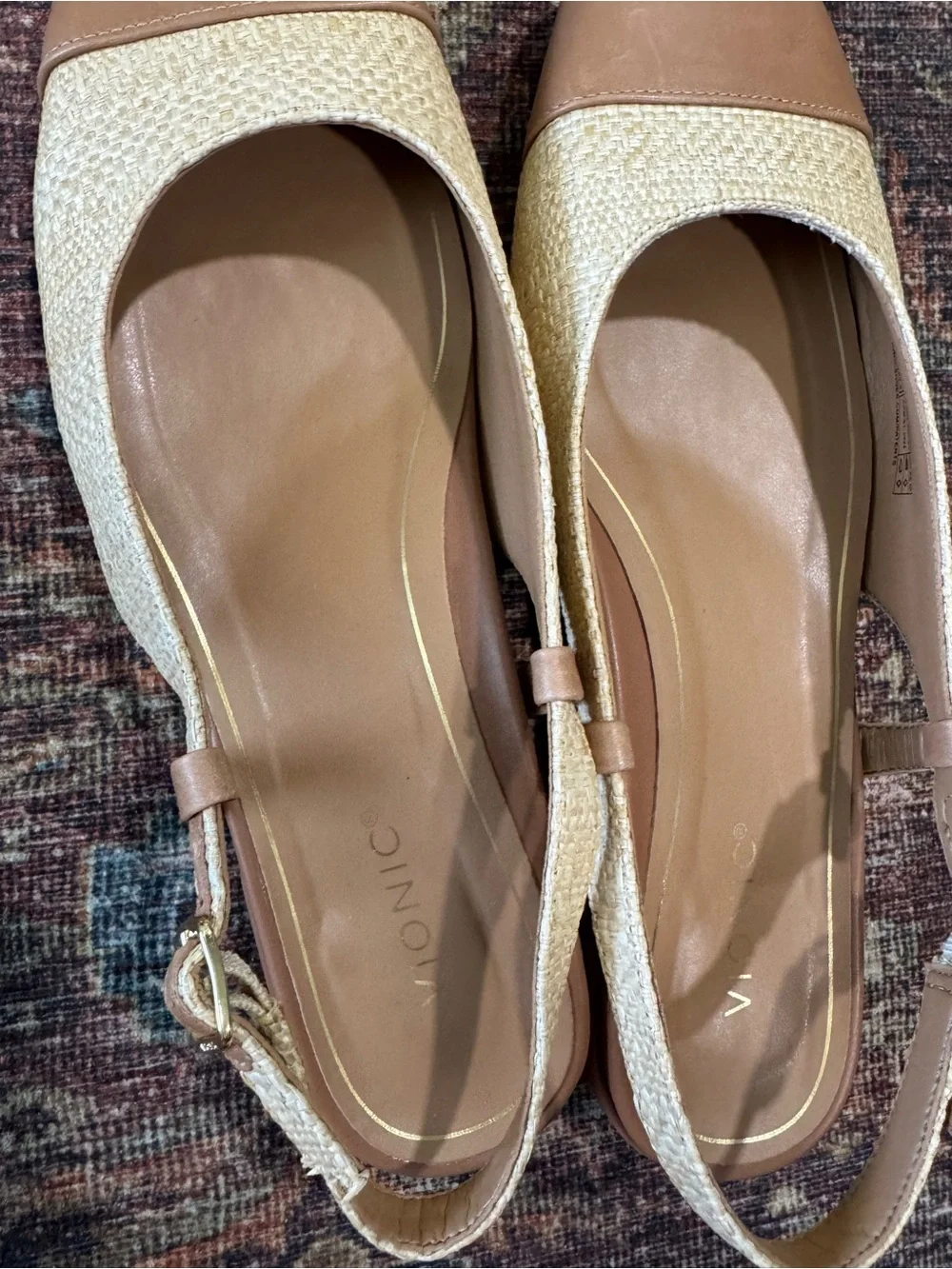 Vionic Petaluma Slingback Cap-Toe Flats  Woven Raffia Tan Leather 9.5